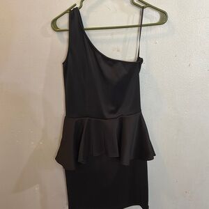 Elegant Black One-Shoulder Dress